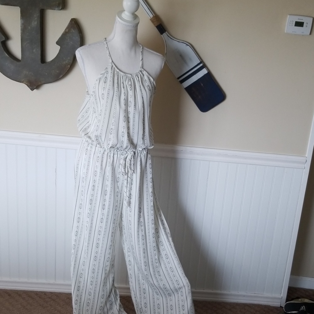 White and Black Geometric Jumpsuit Size L NWOT